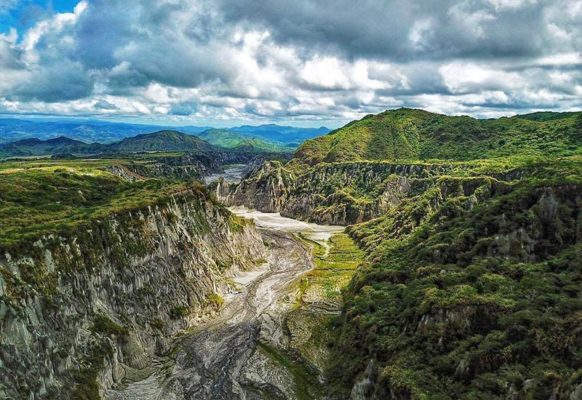 Hiking Route And Trails Of A Volcano Mount Pinatubo Tours From Manila 8698